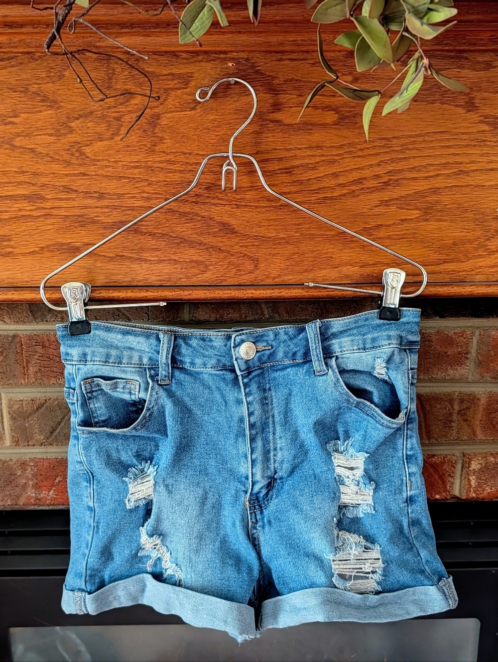 Distressed Rolled-Hem Denim Shorts - Light Blue Size Large Tall